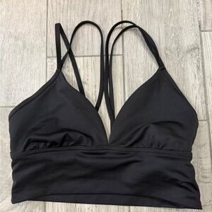 Black Women's cropped tank small